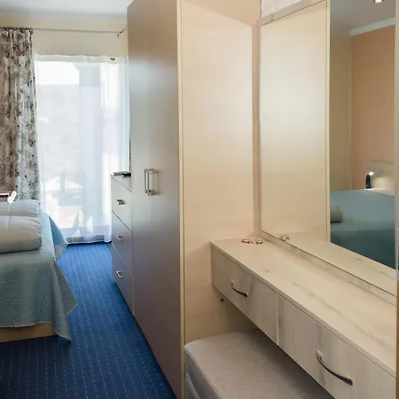 Sea View Escape 5br Luxury With Hot Tub & Free Parking * Балчик