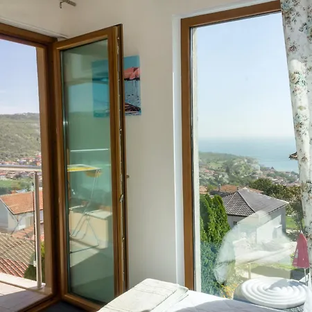Sea View Escape 5br Luxury With Hot Tub & Free Parking Апартаменти *