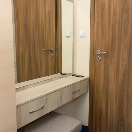 Апартаменти Sea View Escape 5br Luxury With Hot Tub & Free Parking *