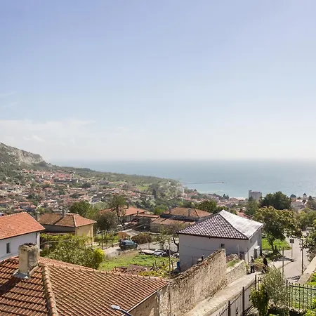 Апартаменти Sea View Escape 5br Luxury With Hot Tub & Free Parking
