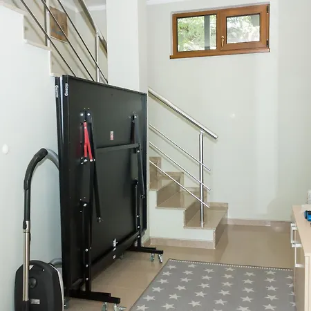 Sea View Escape 5br Luxury With Hot Tub & Free Parking * Балчик
