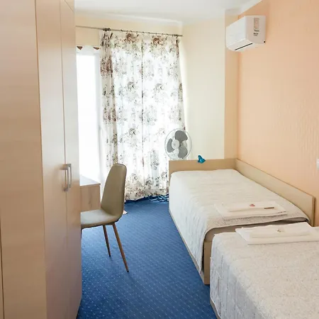 Апартаменти Sea View Escape 5br Luxury With Hot Tub & Free Parking *
