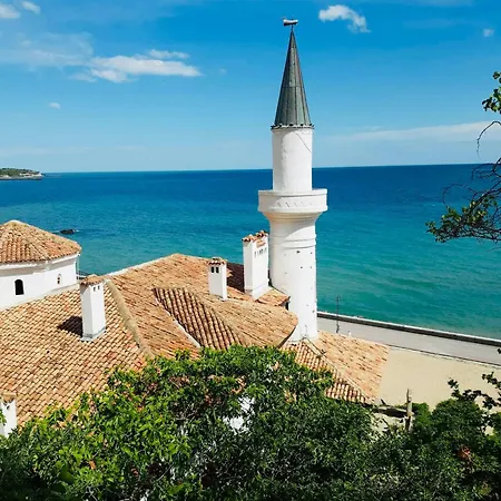 Sea View Escape 5br Luxury With Hot Tub & Free Parking Апартаменти