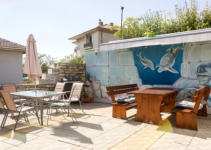 Sea View Escape 5br Luxury With Hot Tub & Free Parking * Balchik