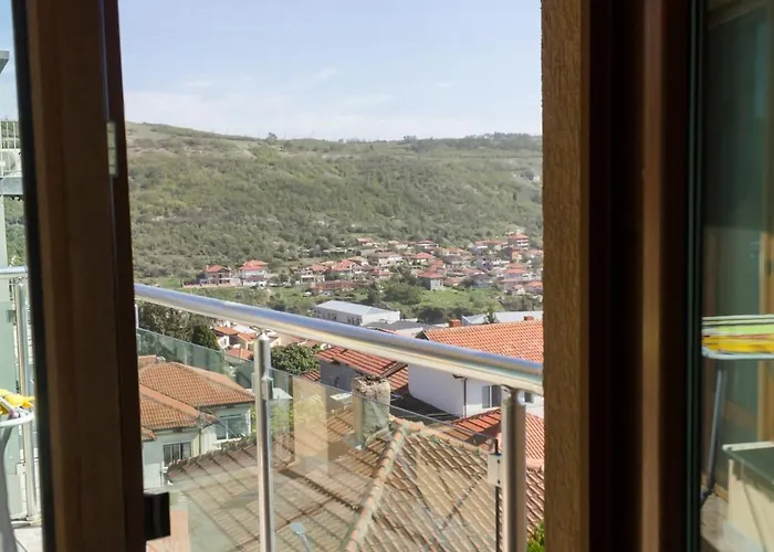 Sea View Escape 5br Luxury With Hot Tub & Free Parking Appartamento