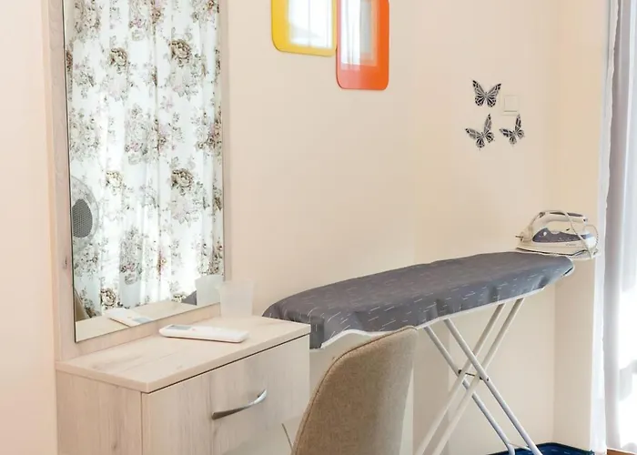 Sea View Escape 5br Luxury With Hot Tub & Free Parking * Balchik