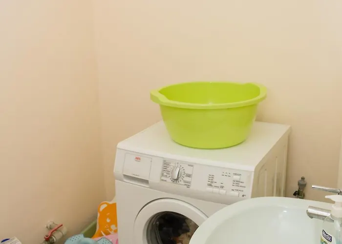 Sea View Escape 5br Luxury With Hot Tub & Free Parking Appartamento Balchik