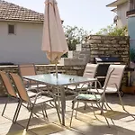 Sea View Escape 5br Luxury With Hot Tub & Free Parking