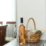 Sea View Escape 5br Luxury With Hot Tub & Free Parking Apartment Balchik