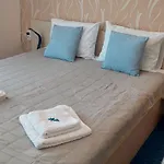 Апартамент Sea View Escape 5br Luxury With Hot Tub & Free Parking Балчик