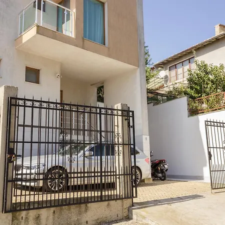 Sea View Escape 5br Luxury With Hot Tub & Free Parking