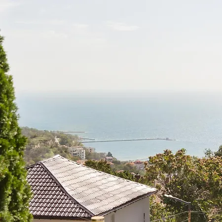 Sea View Escape 5br Luxury With Hot Tub & Free Parking
