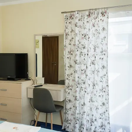 Sea View Escape 5br Luxury With Hot Tub & Free Parking Balchik
