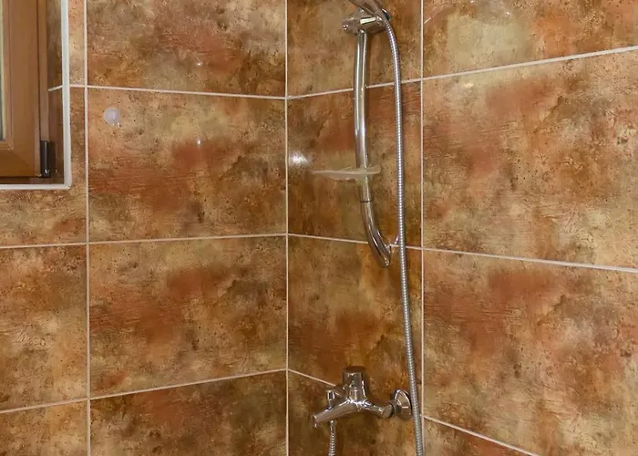 Sea View Escape 5br Luxury With Hot Tub & Free Parking * Balchik