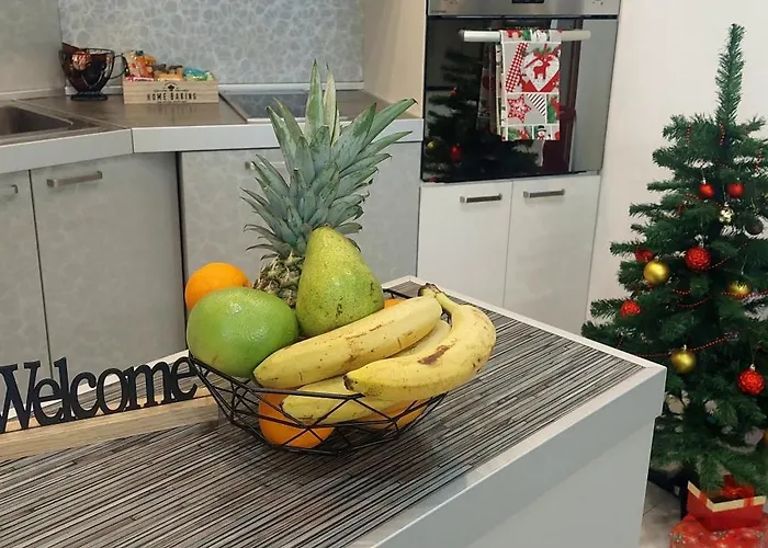 Sea View Escape 5br Luxury With Hot Tub & Free Parking