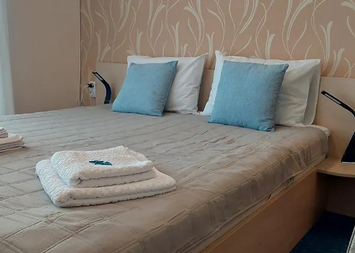 Sea View Escape 5br Luxury With Hot Tub & Free Parking Apartment *