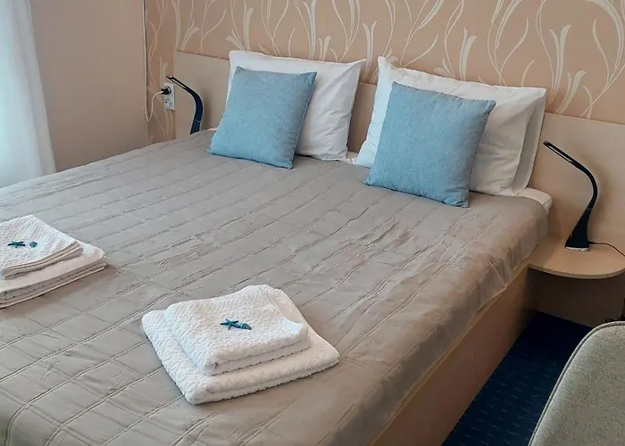 Apartment Sea View Escape 5br Luxury With Hot Tub & Free Parking Balchik